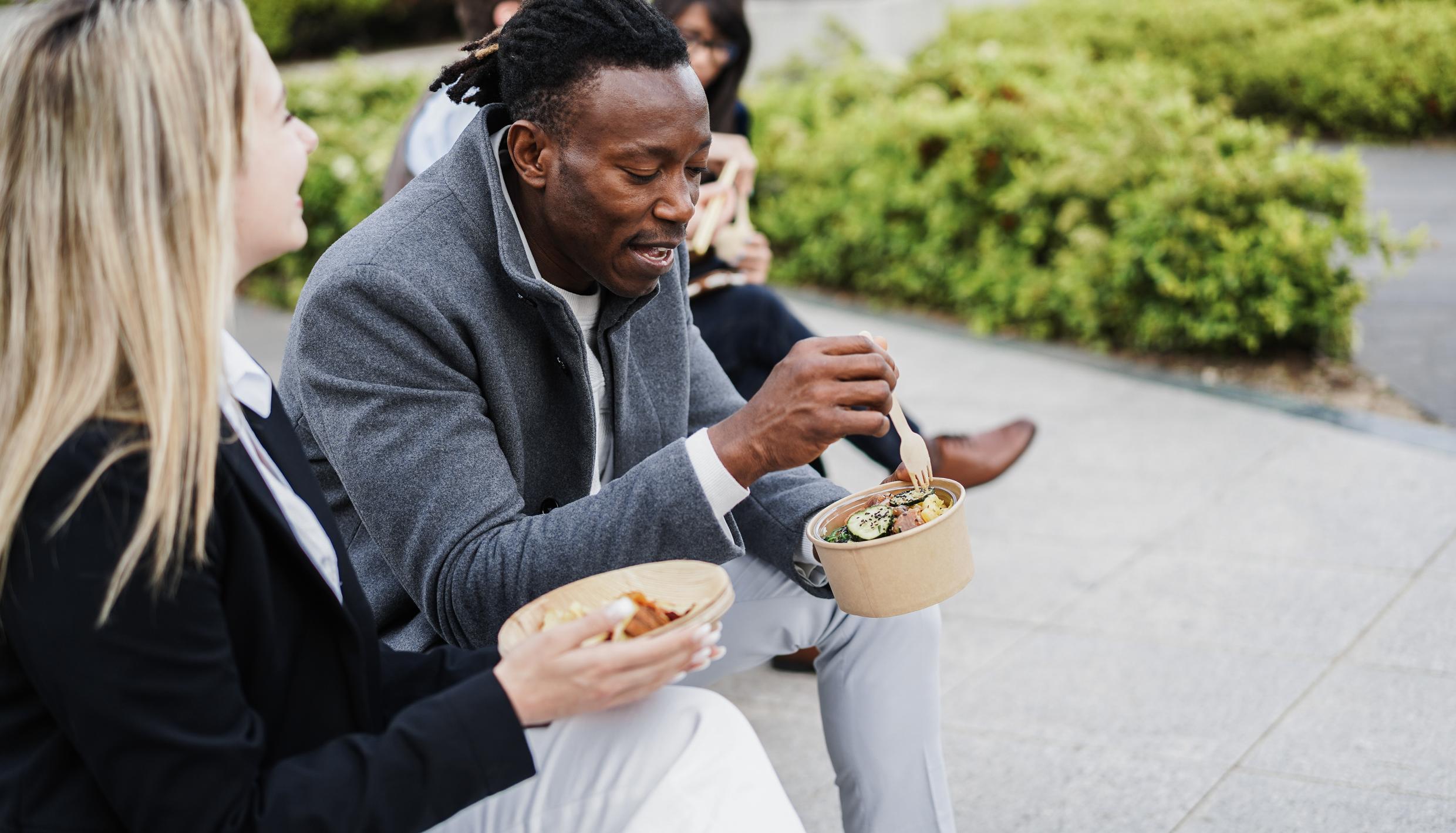 employees eating a healthy lunch
