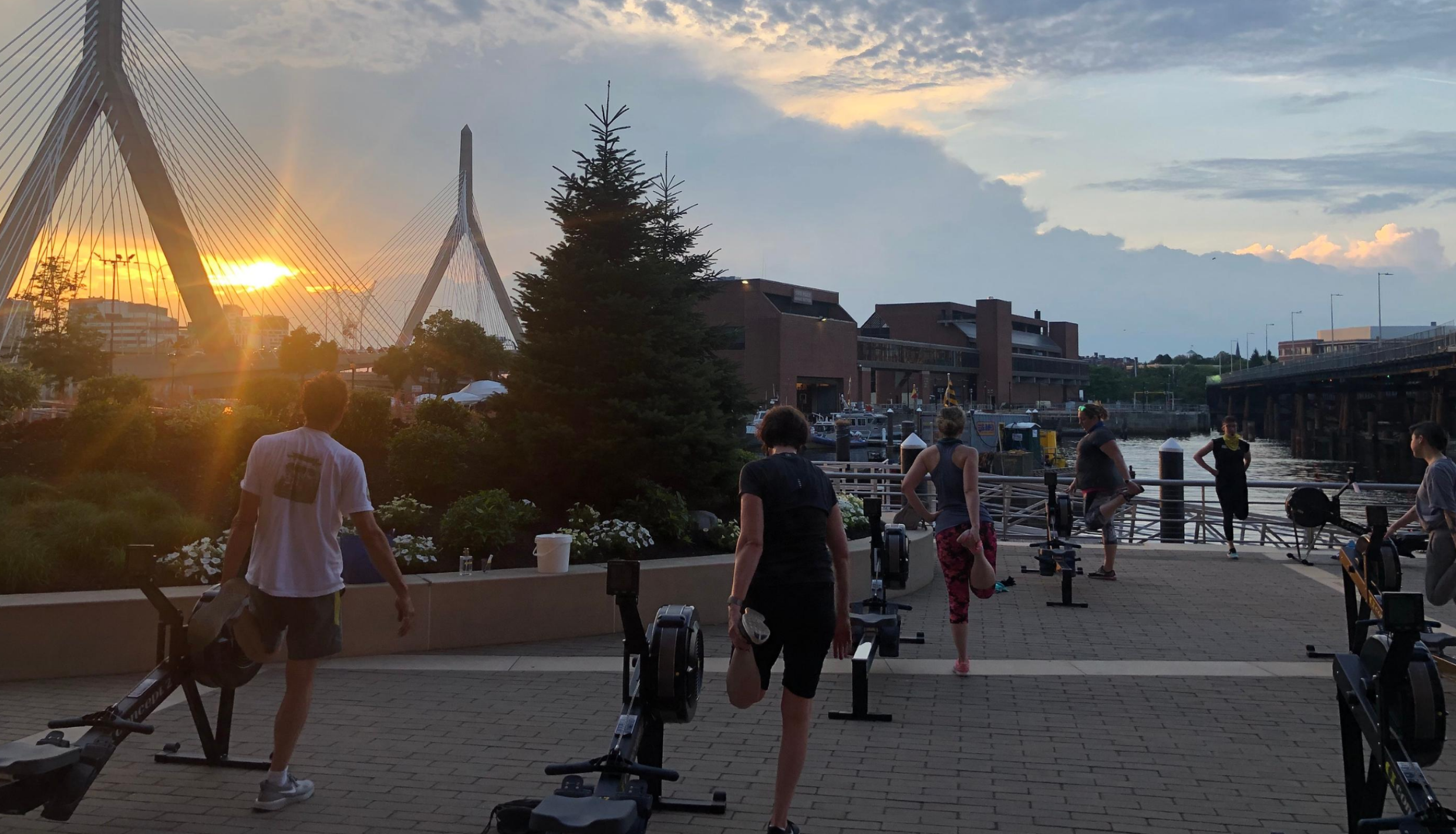 Outdoor rowing exercise class