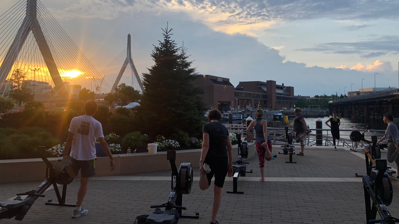 Outdoor rowing exercise class